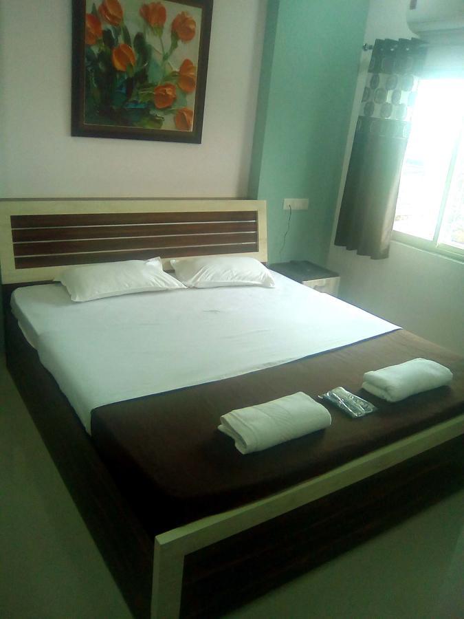 Neelisha River Front Inn Kankavali Esterno foto